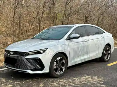 Geely Emgrand L HiP 2023