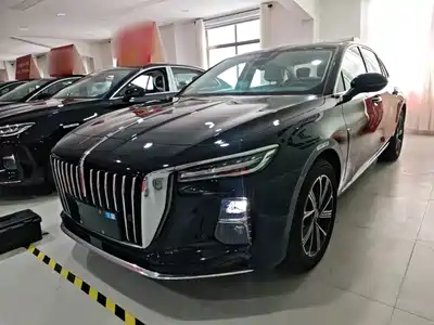 Hongqi H5 PHEV 2025