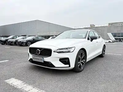 Volvo S60 2024