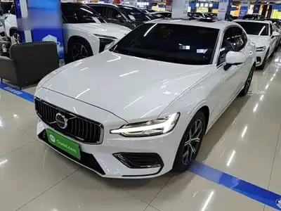 Volvo S60 2023