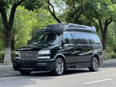 GMC Savana 2018