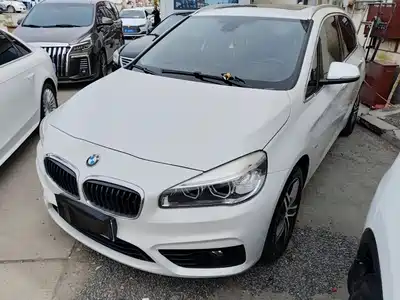 BMW 2 Series Touring 2018