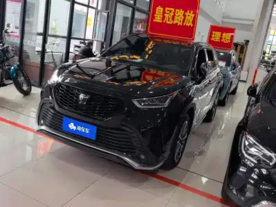 Toyota Crown Kluger 2025