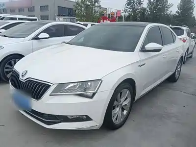 Škoda Superb 2018
