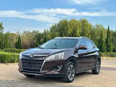 Luxgen U6 SUV 2014