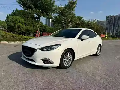 Mazda Mazda3 Axela 2015