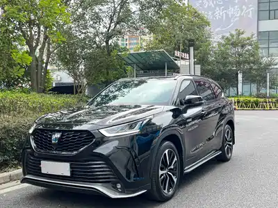 Toyota Crown Kluger 2024