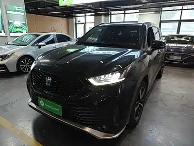 Toyota Crown Kluger 2021