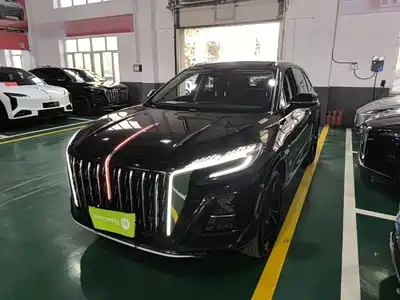 Hongqi HS3 PHEV 2025