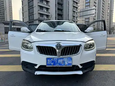 Zhonghua V5 2014