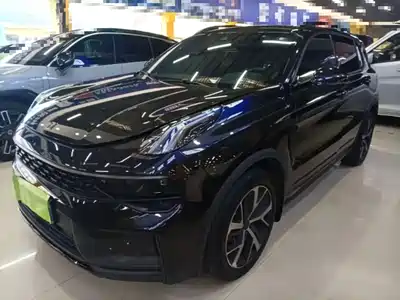 Lynk & Co 01 2021