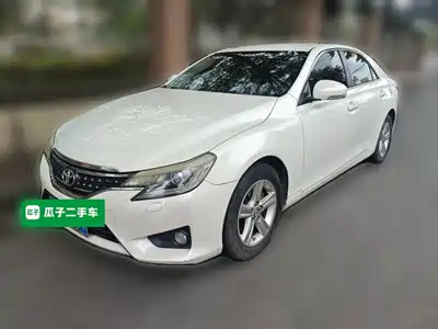 Toyota Reiz 2015