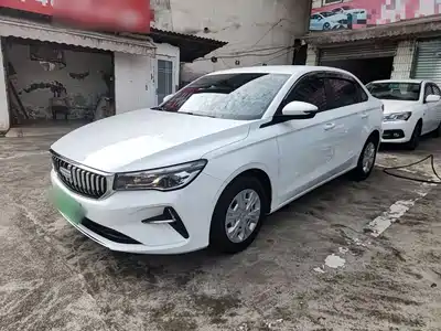 Geely Emgrand 2025