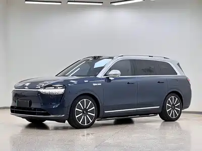 AITO Wenjie M9 2024