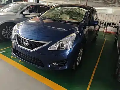 Nissan Tiida 2013