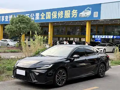 Toyota Camry 2025