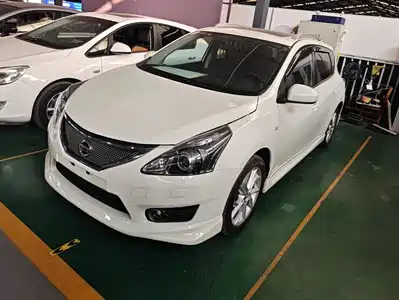 Nissan Tiida 2013