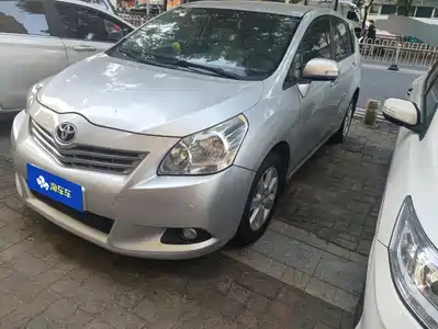 Toyota E'Z 2011