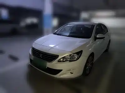 Peugeot 408 2015