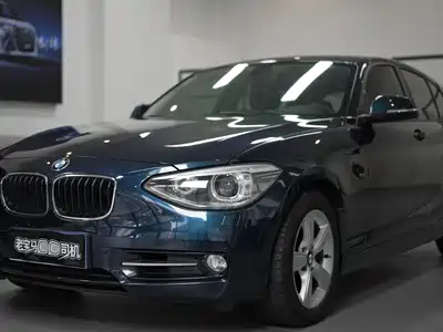 BMW 1 Series (Import) 2012
