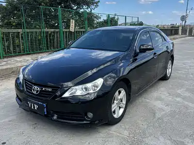 Toyota Reiz 2010