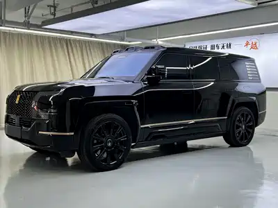 Yangwang U8 L 2025