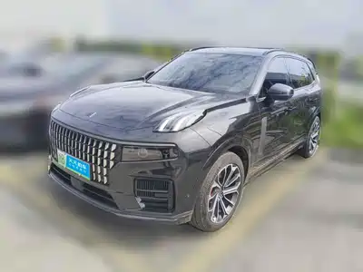 Lynk & Co 09 EM-P 2023