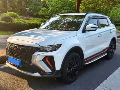 Geely Boyue 2022