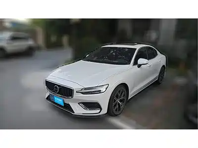 Volvo S60 2023