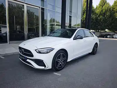 Mercedes-Benz C-Class 2025