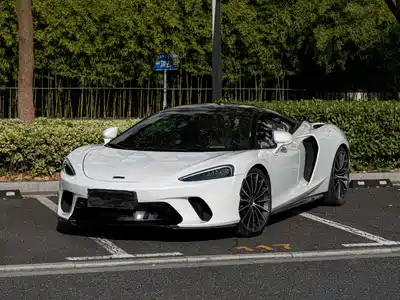 McLaren GT 2023