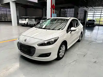 Peugeot 308 2015