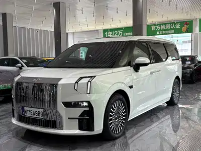 ZEEKR 009 2023