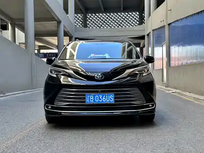 Toyota Sienna 2023
