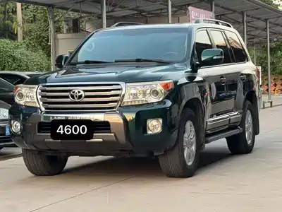 Toyota Land Cruiser 2012