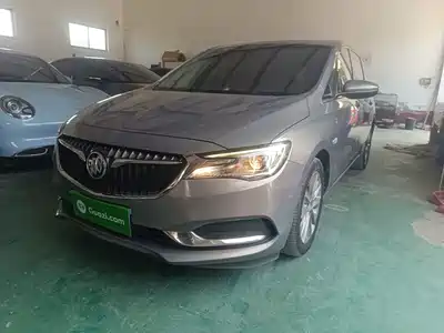 Buick GL6 2019