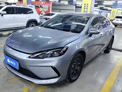 BYD Seal 05 DM-i 2025