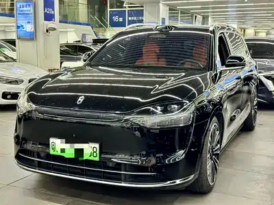 AITO Wenjie M9 2024