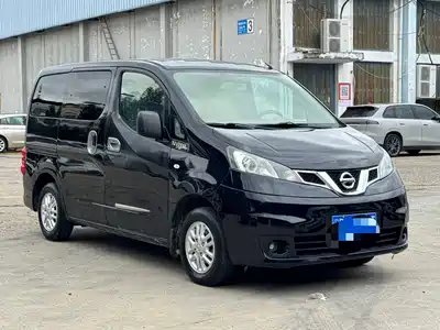 Nissan NV200 2015