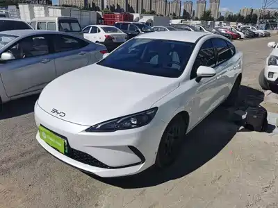 BYD Seal 05 DM-i 2025