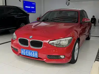 BMW 1 Series (Import) 2012