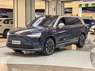 AITO Wenjie M9 2024