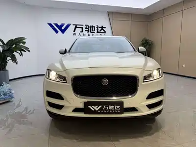 Jaguar F-PACE 2018