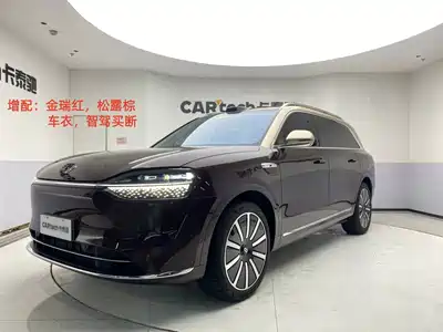 AITO Wenjie M9 2025