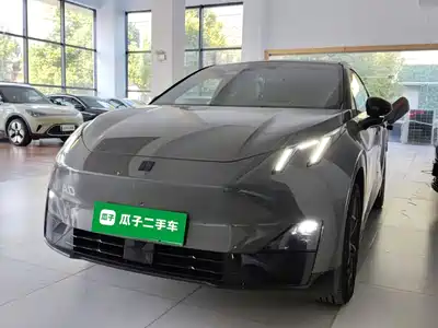 Lynk & Co Z20 2024