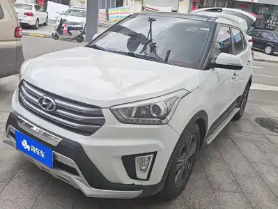 Hyundai ix25 2015
