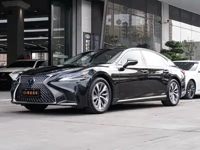 Lexus LS 2019