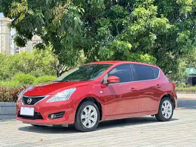 Nissan Tiida 2013