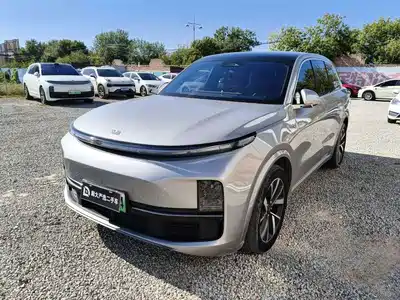 Li Auto L8 2023