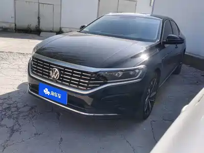 Volkswagen Passat 2022